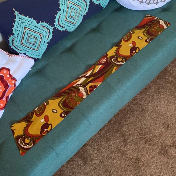 Vintage 70’s Small Psychedelic Boho Scarf - Picture 7 of 9